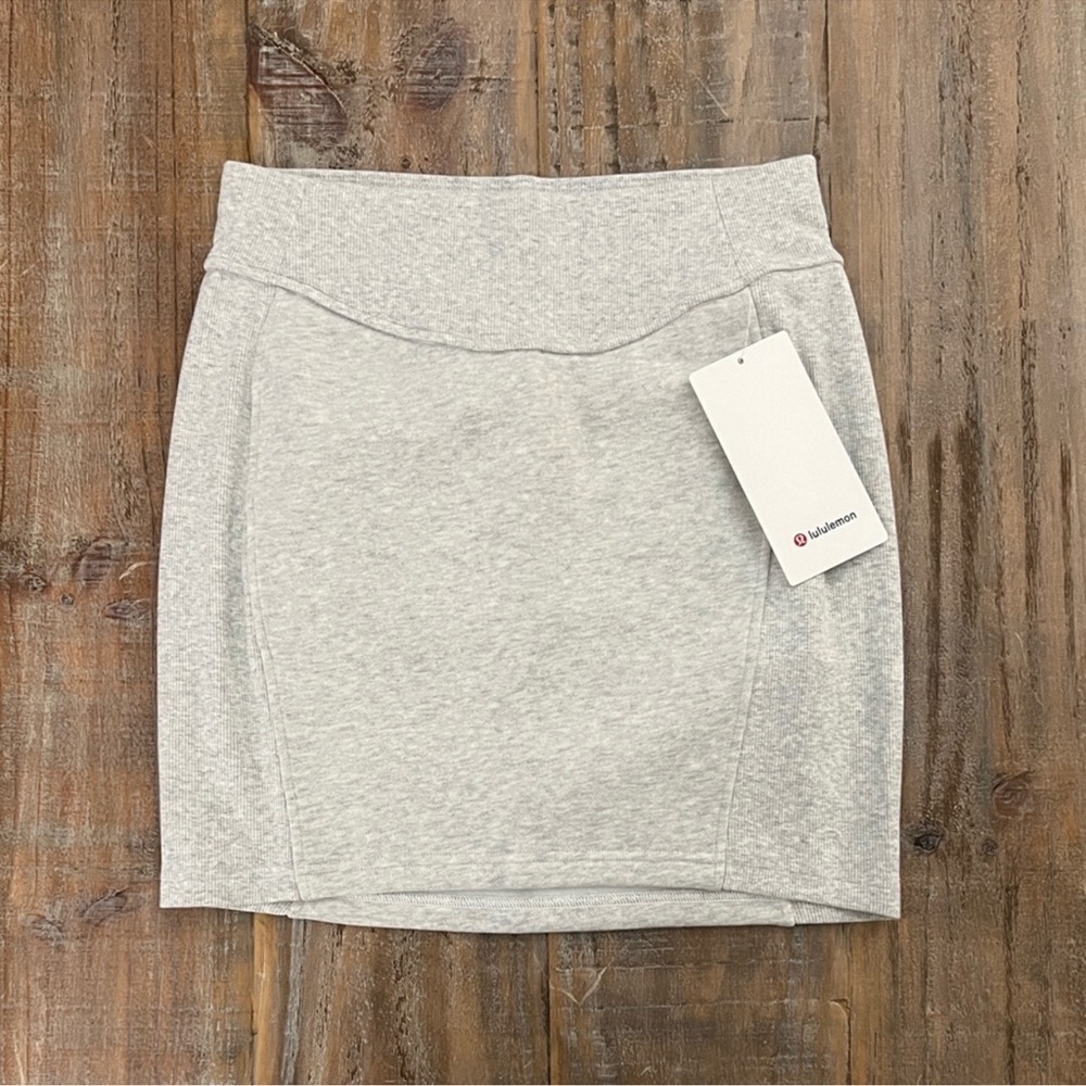 Lululemon Scuba Skirt in Heather Grey